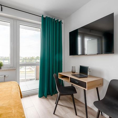 Chill Apartments Pileckiego Warsaw Exterior photo