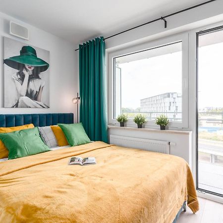 Chill Apartments Pileckiego Warsaw Exterior photo