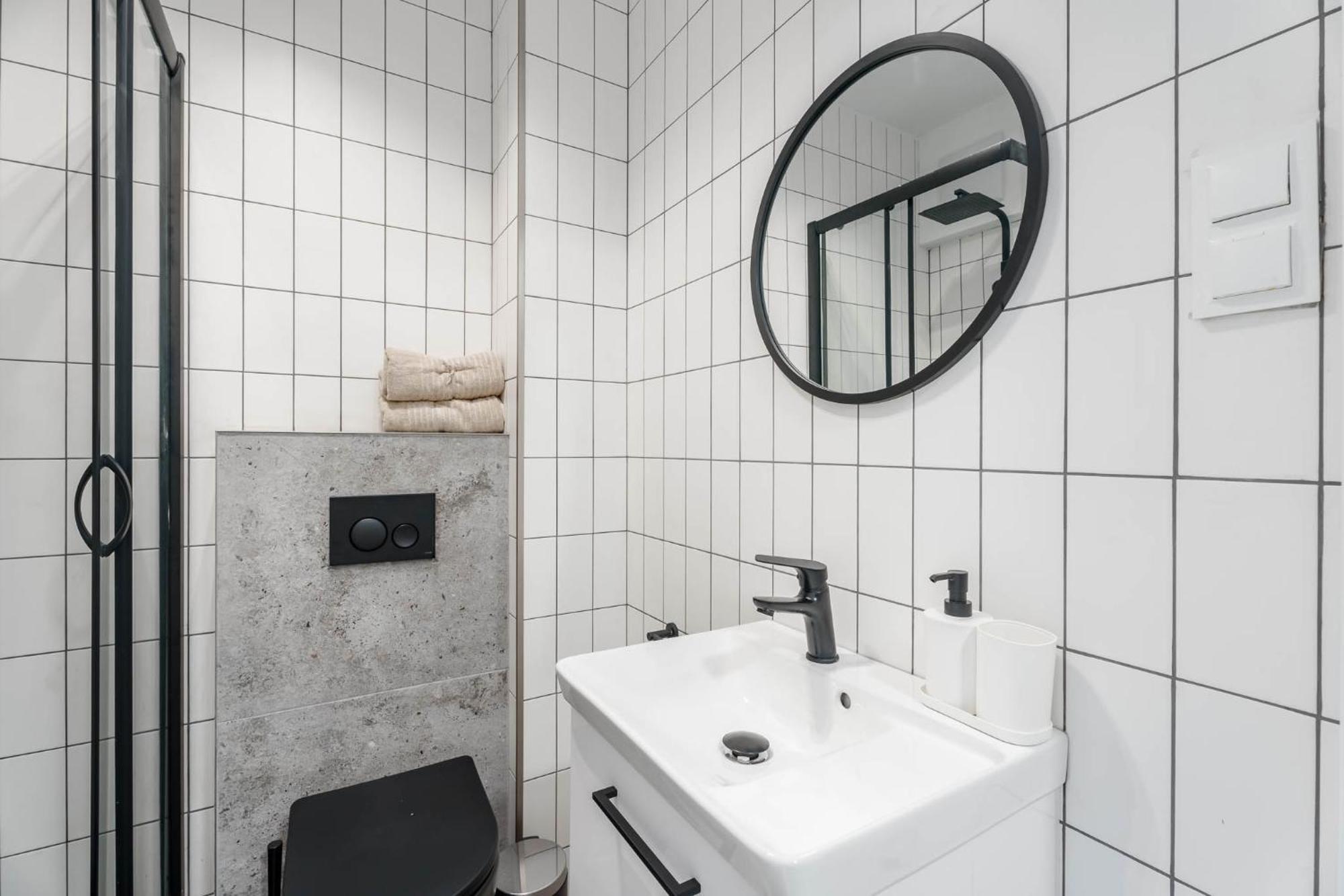 Chill Apartments Pileckiego Warsaw Exterior photo